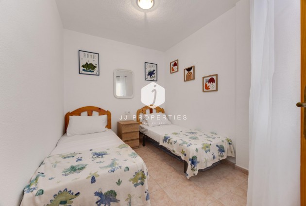Tweedehands - Appartement / flat -
Torrevieja - Centro