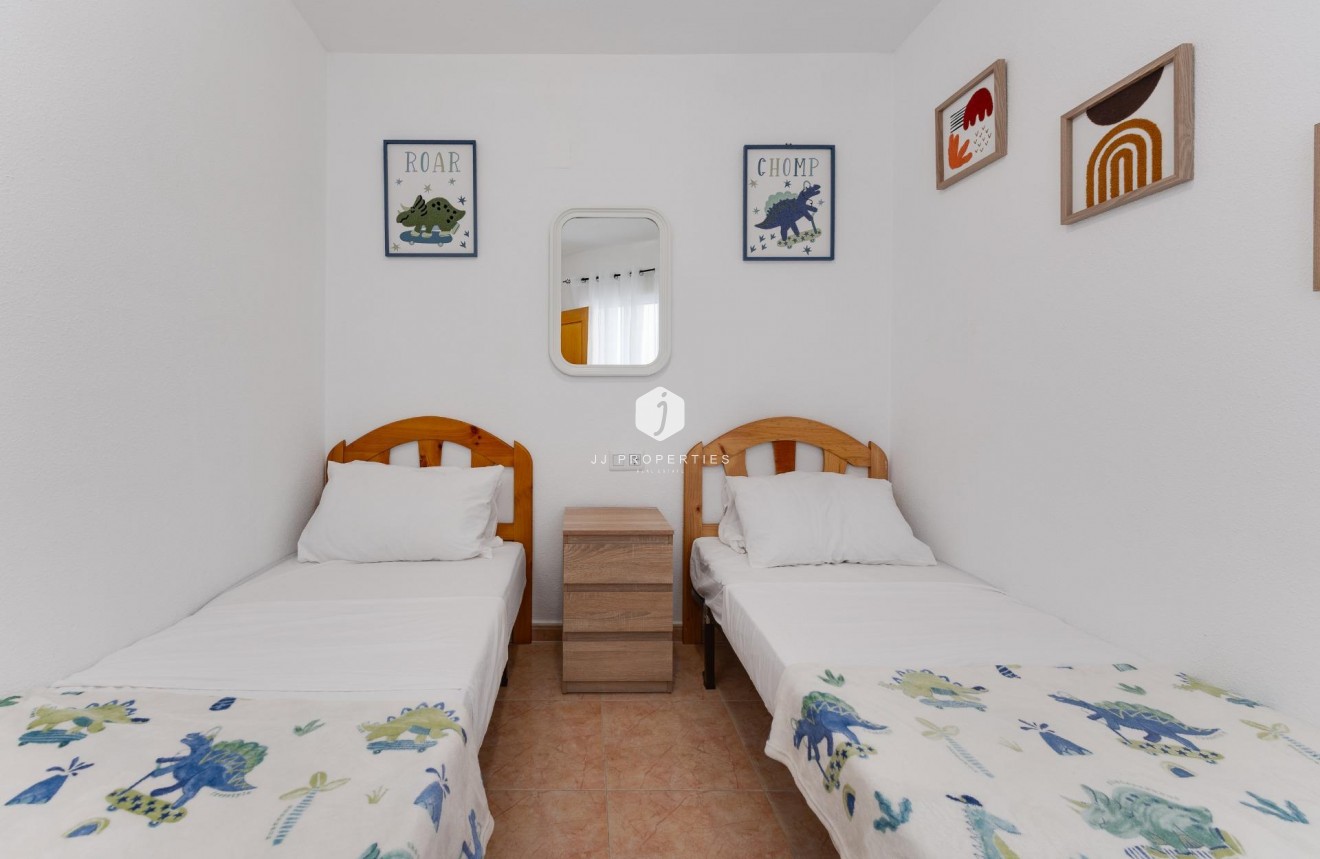 Tweedehands - Appartement / flat -
Torrevieja - Centro