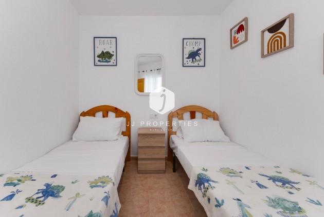 Tweedehands - Appartement / flat -
Torrevieja - Centro