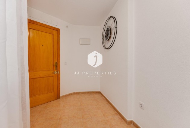 Tweedehands - Appartement / flat -
Torrevieja - Centro