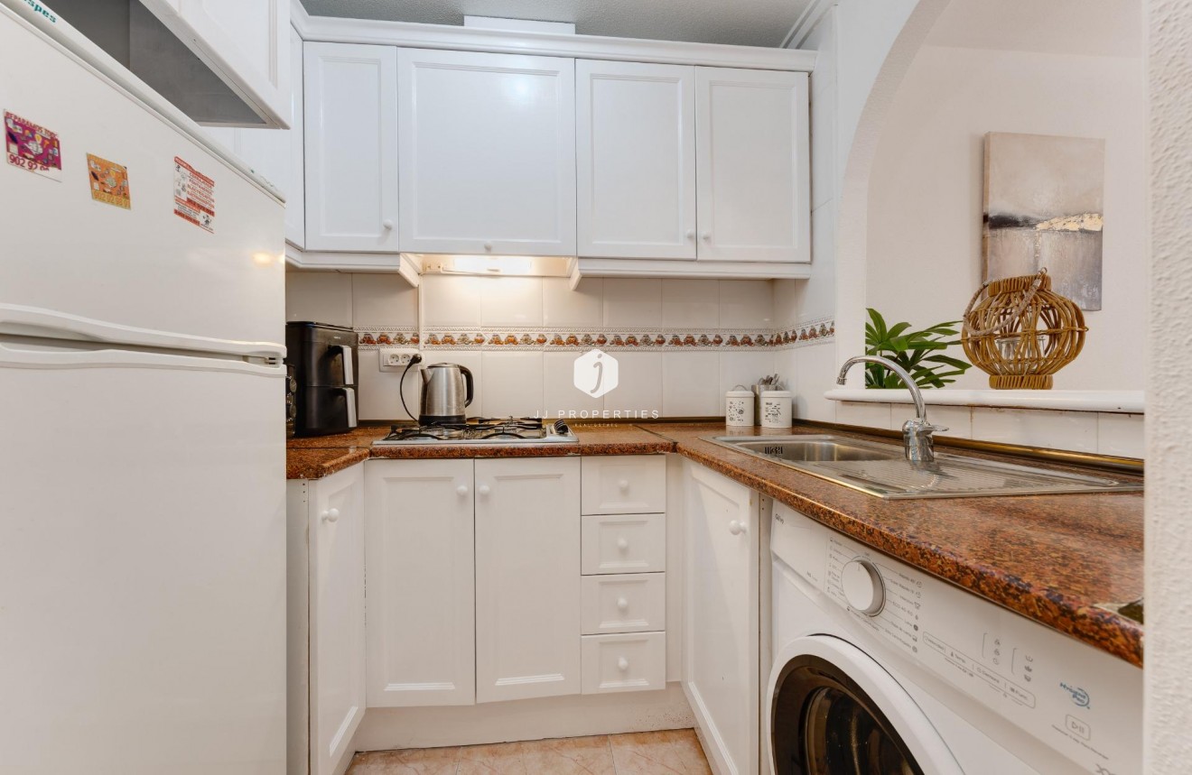 Tweedehands - Appartement / flat -
Torrevieja - Centro