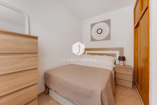 Tweedehands - Appartement / flat -
Torrevieja - Centro