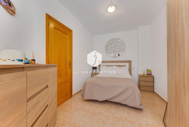 Tweedehands - Appartement / flat -
Torrevieja - Centro