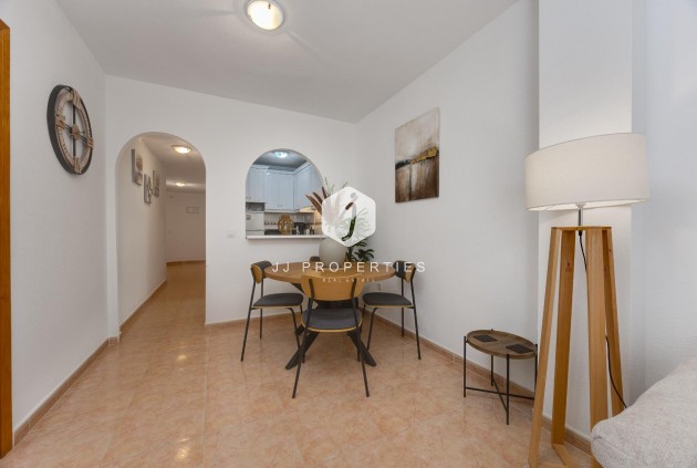Tweedehands - Appartement / flat -
Torrevieja - Centro