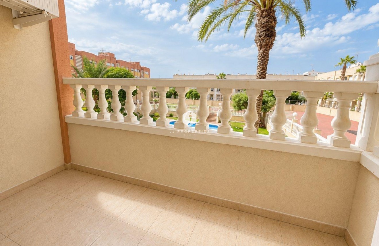 Aus zweiter Hand - Wohnung -
Torrevieja - Playa del Cura