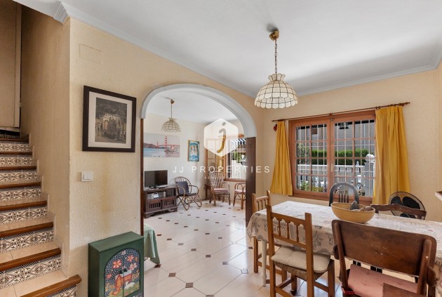Aus zweiter Hand - Chalet -
La Mata - Costa Blanca