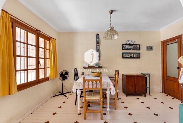 Aus zweiter Hand - Chalet -
La Mata - Costa Blanca