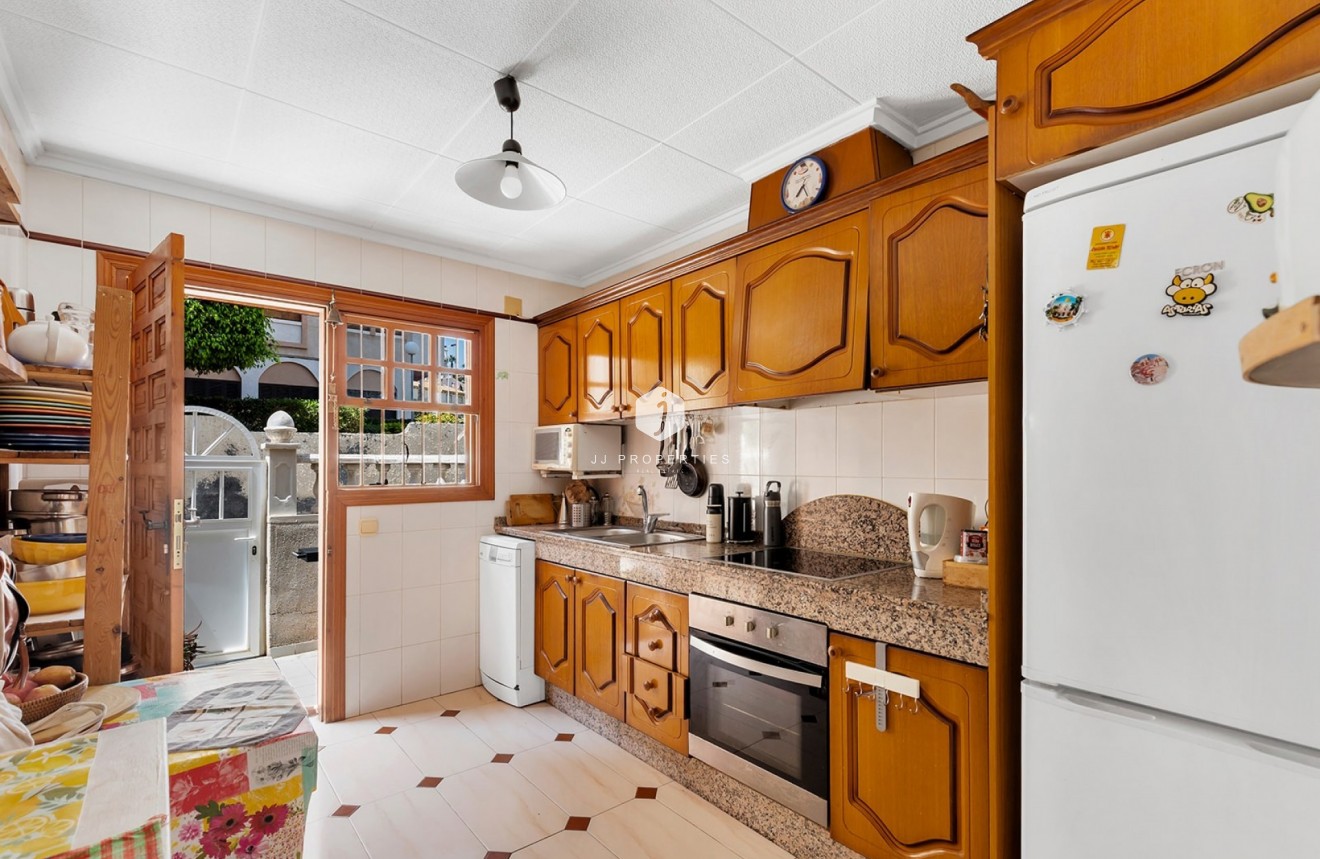 Aus zweiter Hand - Chalet -
La Mata - Costa Blanca
