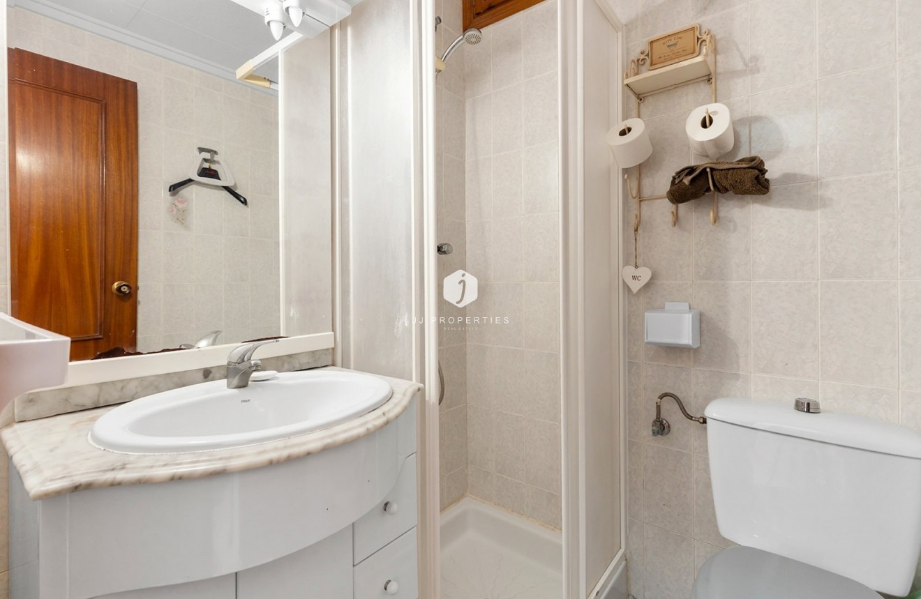 Aus zweiter Hand - Chalet -
La Mata - Costa Blanca