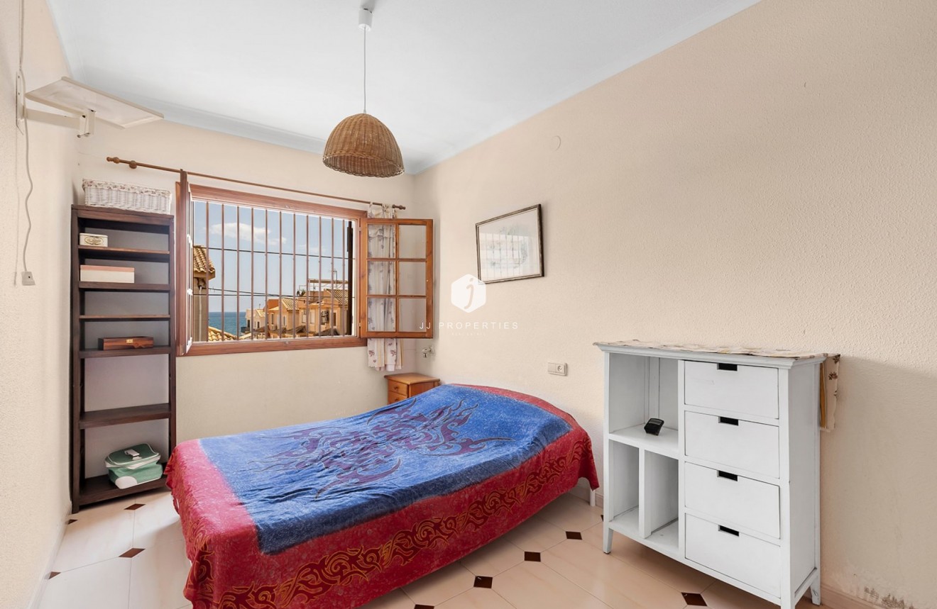 Aus zweiter Hand - Chalet -
La Mata - Costa Blanca
