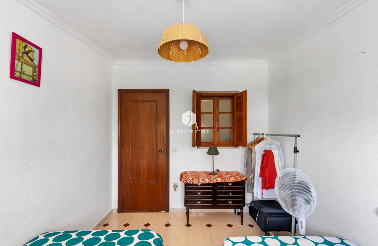 Aus zweiter Hand - Chalet -
La Mata - Costa Blanca