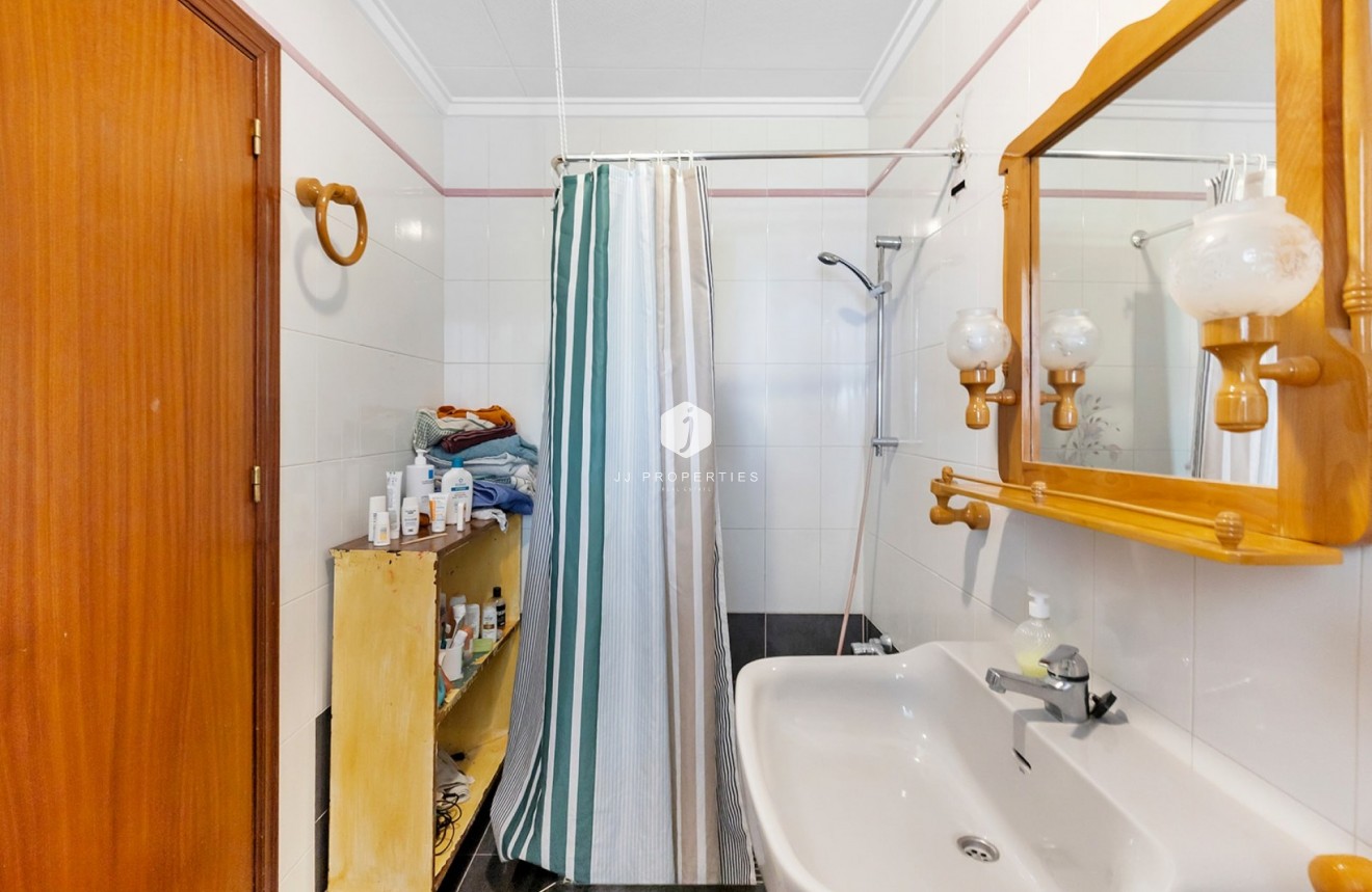 Aus zweiter Hand - Chalet -
La Mata - Costa Blanca