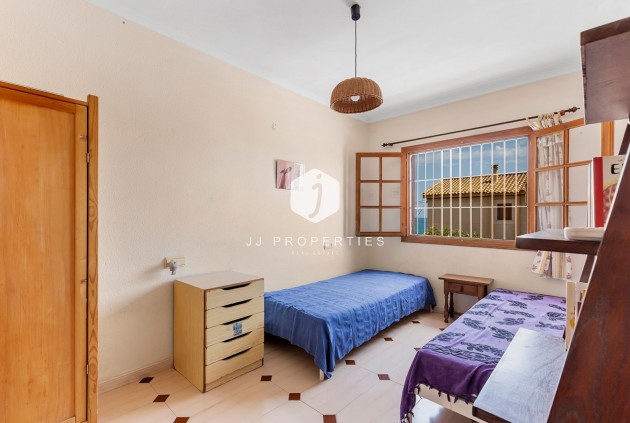 Aus zweiter Hand - Chalet -
La Mata - Costa Blanca