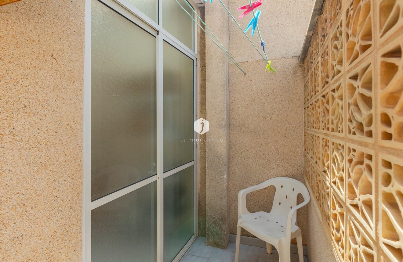 Aus zweiter Hand - Chalet -
La Mata - Costa Blanca