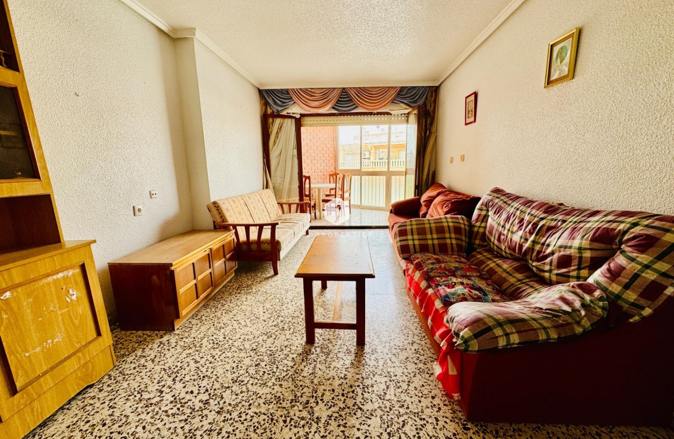 Tweedehands - Appartement / flat -
Torrevieja - Acequion