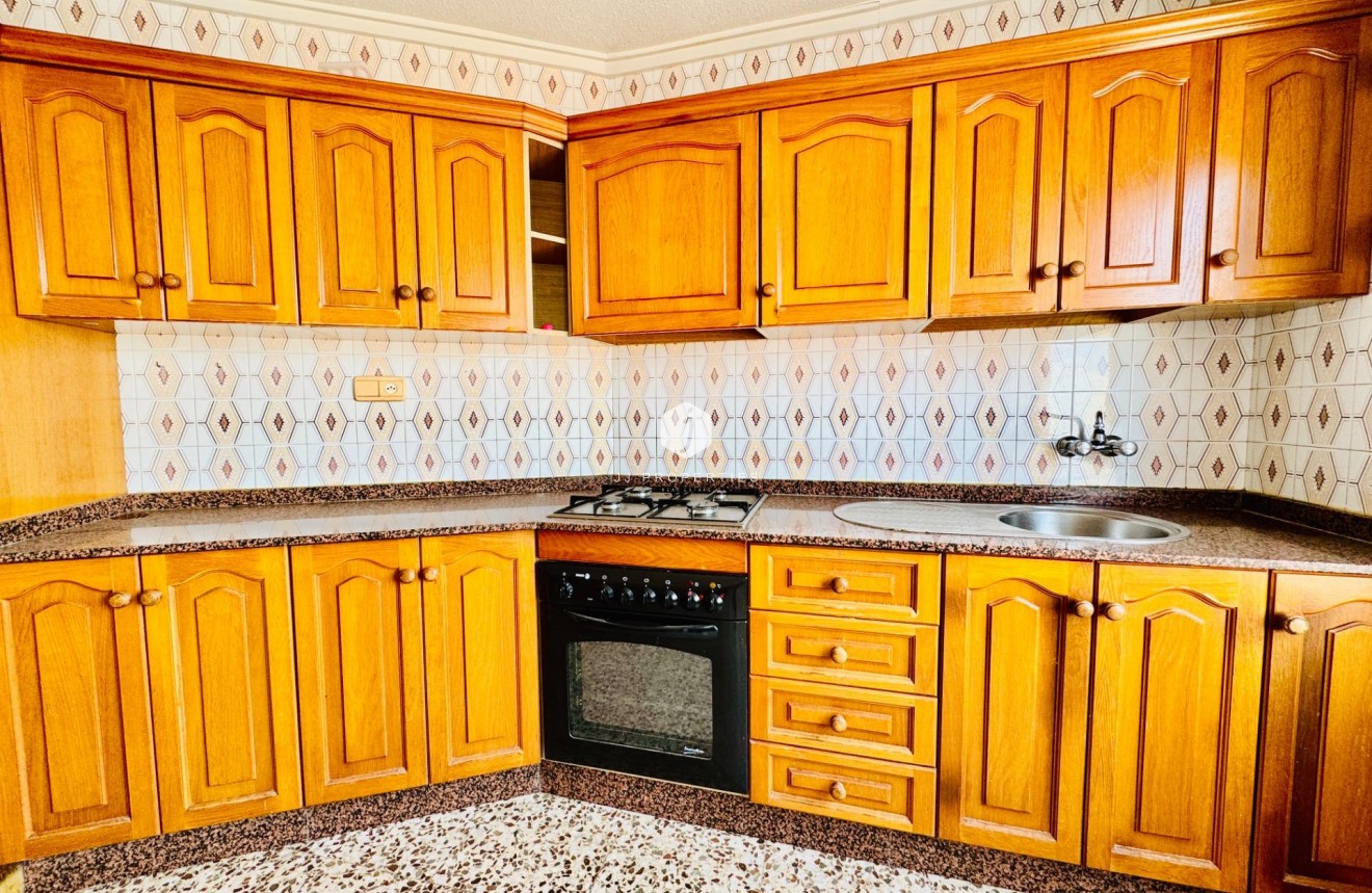 Tweedehands - Appartement / flat -
Torrevieja - Acequion