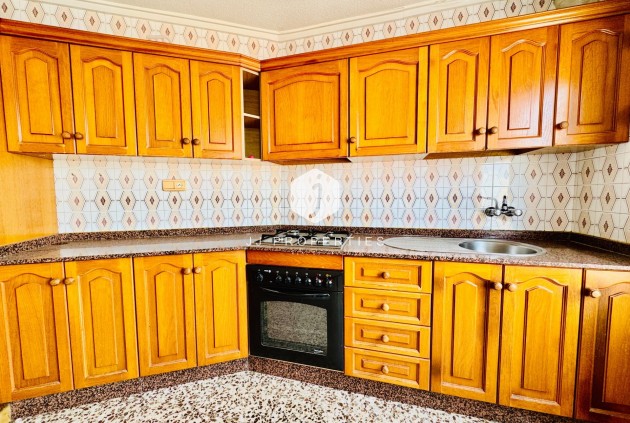 Tweedehands - Appartement / flat -
Torrevieja - Acequion