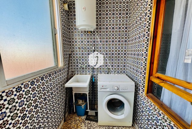 Tweedehands - Appartement / flat -
Torrevieja - Acequion