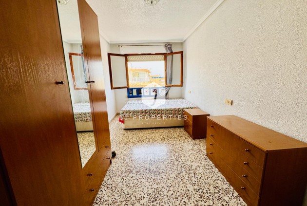 Tweedehands - Appartement / flat -
Torrevieja - Acequion