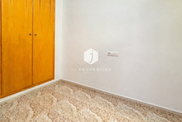Resale - Apartment / flat -
Torrevieja - Costa Blanca