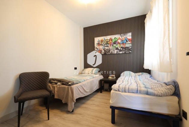 Aus zweiter Hand - Wohnung -
Orihuela Costa - Costa Blanca