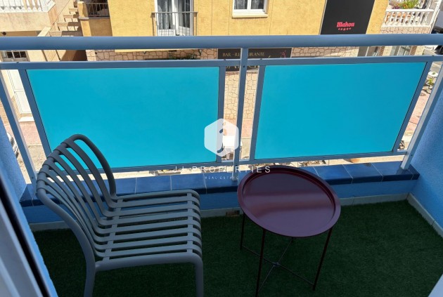 Resale - Apartment / flat -
Torrevieja - Playa del Cura