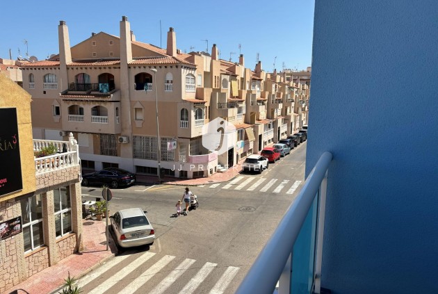 Resale - Apartment / flat -
Torrevieja - Playa del Cura