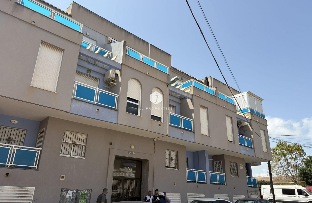 Resale - Apartment / flat -
Torrevieja - Playa del Cura