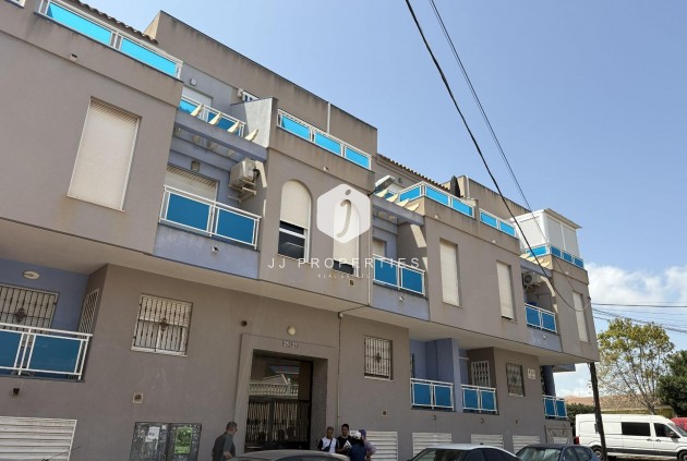 Resale - Apartment / flat -
Torrevieja - Playa del Cura