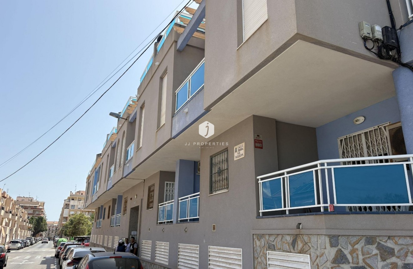Resale - Apartment / flat -
Torrevieja - Playa del Cura