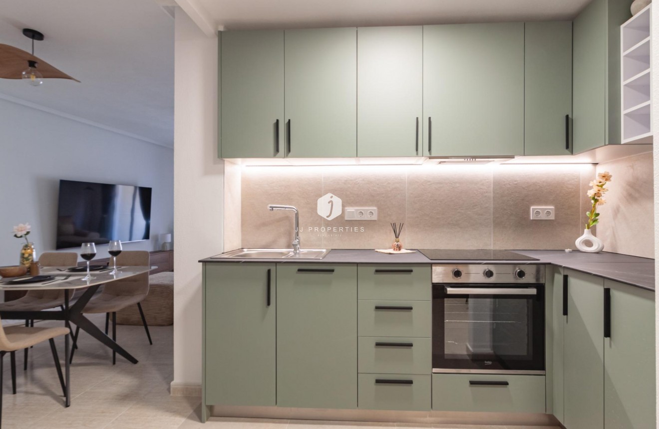 Aus zweiter Hand - Wohnung -
Torrevieja - Playa del Cura