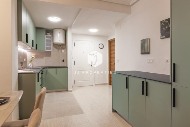 Aus zweiter Hand - Wohnung -
Torrevieja - Playa del Cura