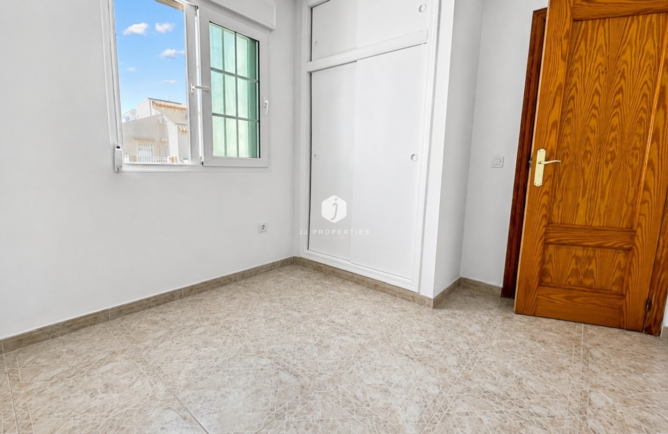Tweedehands - Chalet -
Orihuela Costa - Costa Blanca