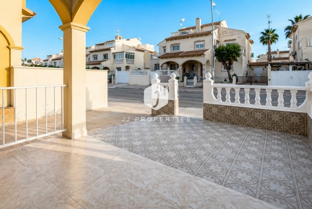 Tweedehands - Chalet -
Orihuela Costa - Costa Blanca