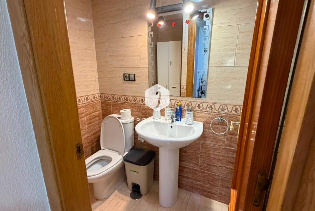 Resale - Apartment / flat -
Torrevieja