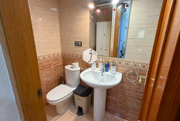 Resale - Apartment / flat -
Torrevieja