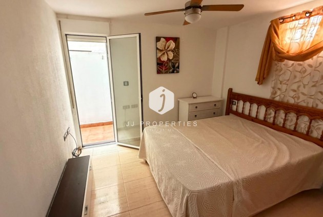 Resale - Apartment / flat -
Torrevieja