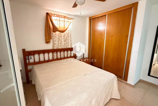 Resale - Apartment / flat -
Torrevieja