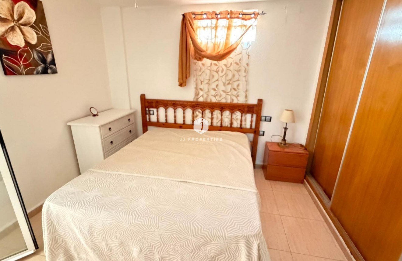 Resale - Apartment / flat -
Torrevieja