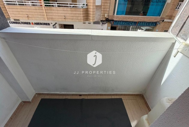 Resale - Apartment / flat -
Torrevieja