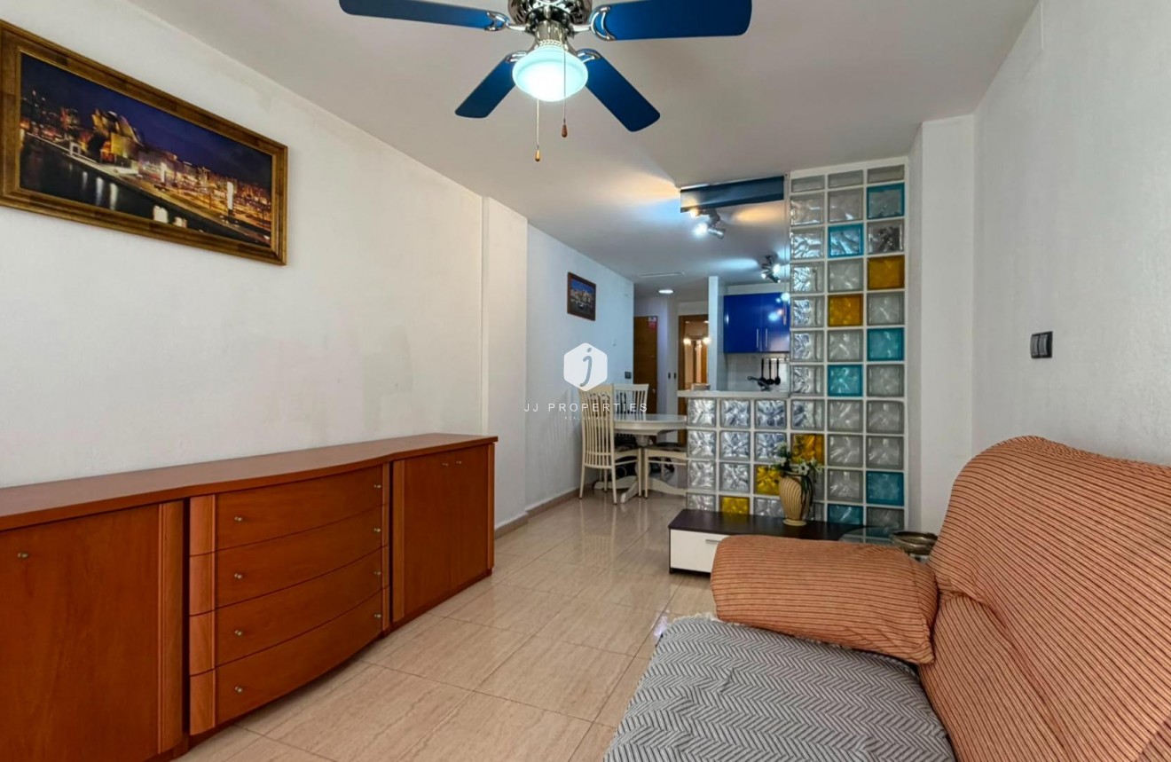 Resale - Apartment / flat -
Torrevieja