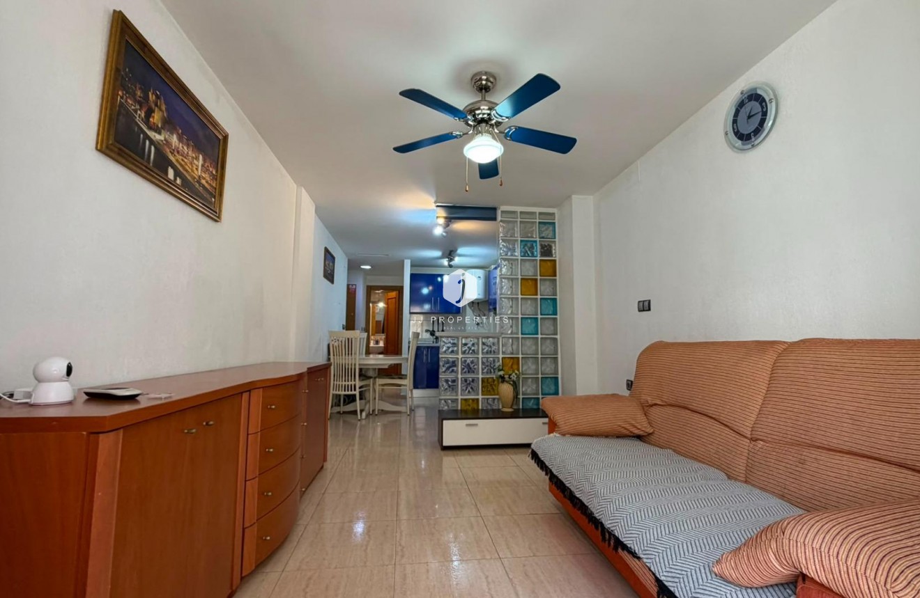 Resale - Apartment / flat -
Torrevieja