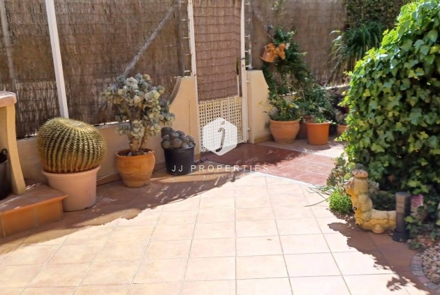 Resale - Bungalow -
Orihuela Costa - Los Almendros-la Florida