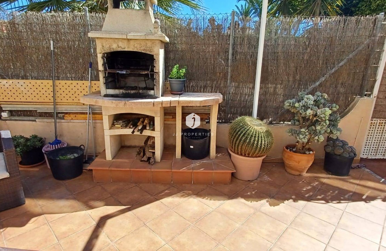 Resale - Bungalow -
Orihuela Costa - Los Almendros-la Florida