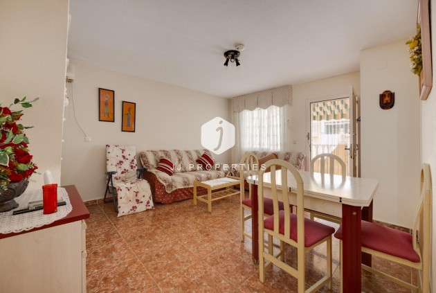 Tweedehands - Villa -
Torrevieja - El Limonar