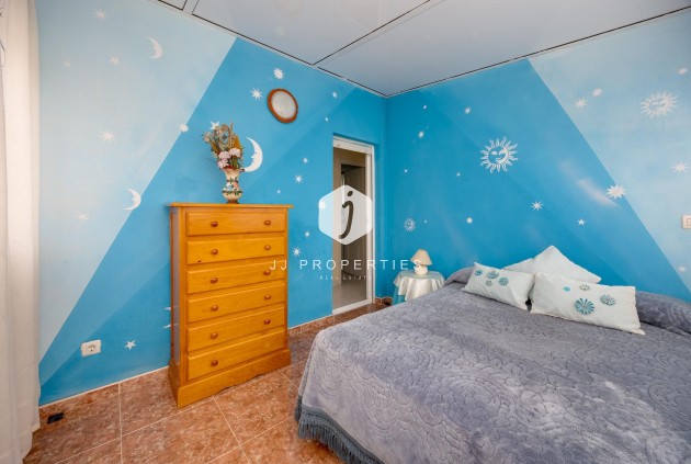 Tweedehands - Villa -
Torrevieja - El Limonar