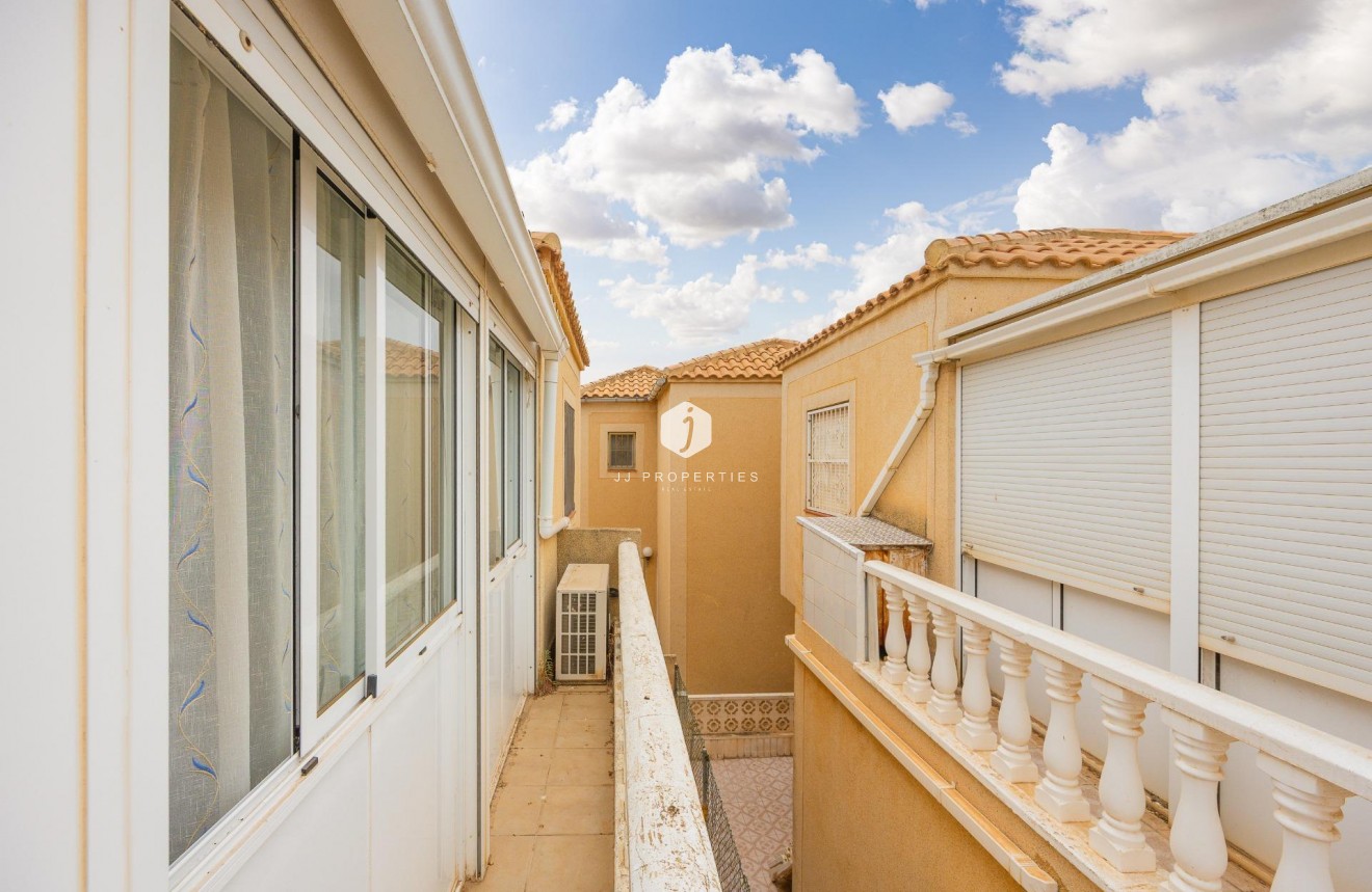 Tweedehands - Villa -
Torrevieja - El Limonar