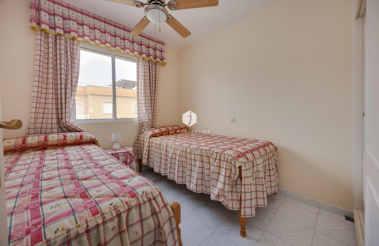 Tweedehands - Villa -
Torrevieja - El Limonar