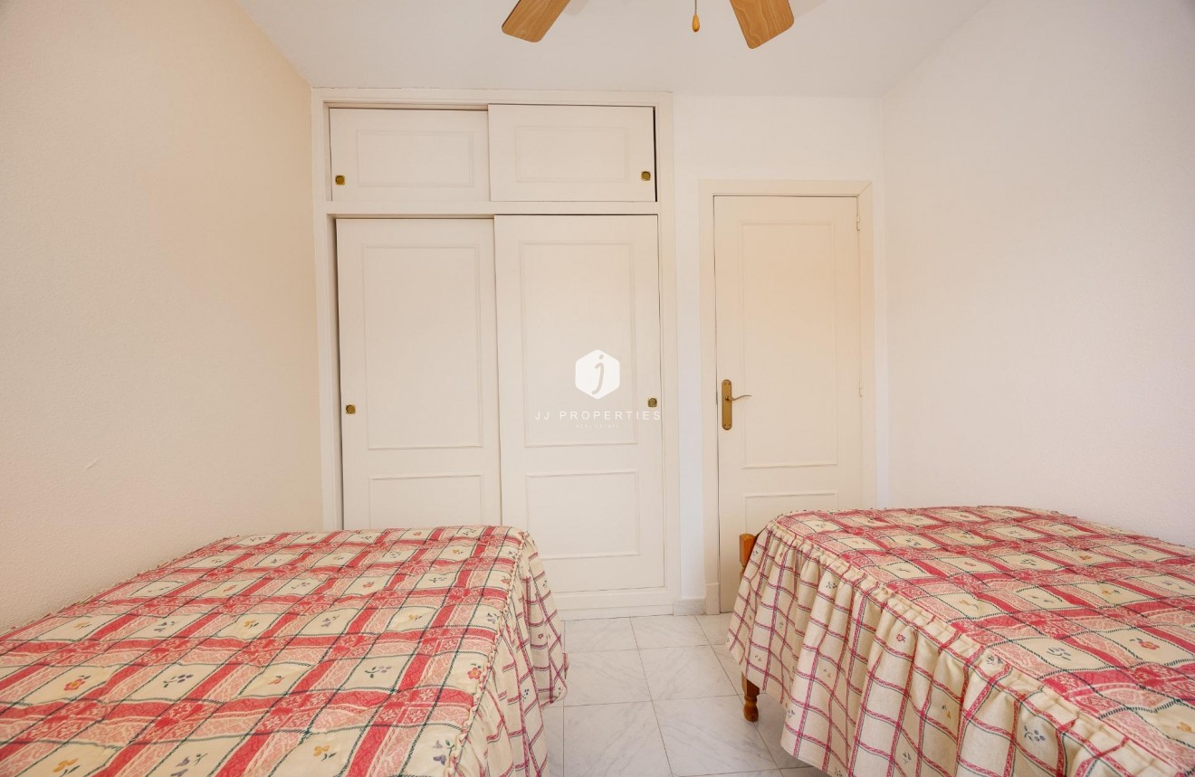 Tweedehands - Villa -
Torrevieja - El Limonar
