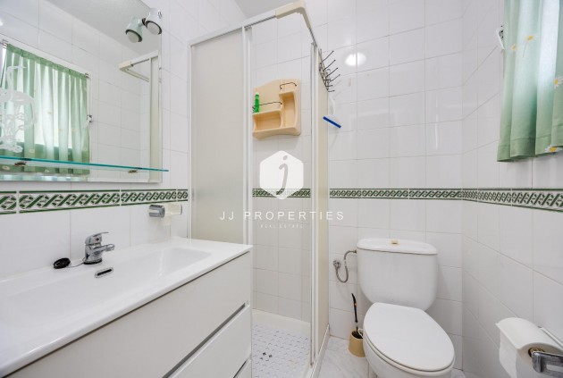 Tweedehands - Villa -
Torrevieja - El Limonar